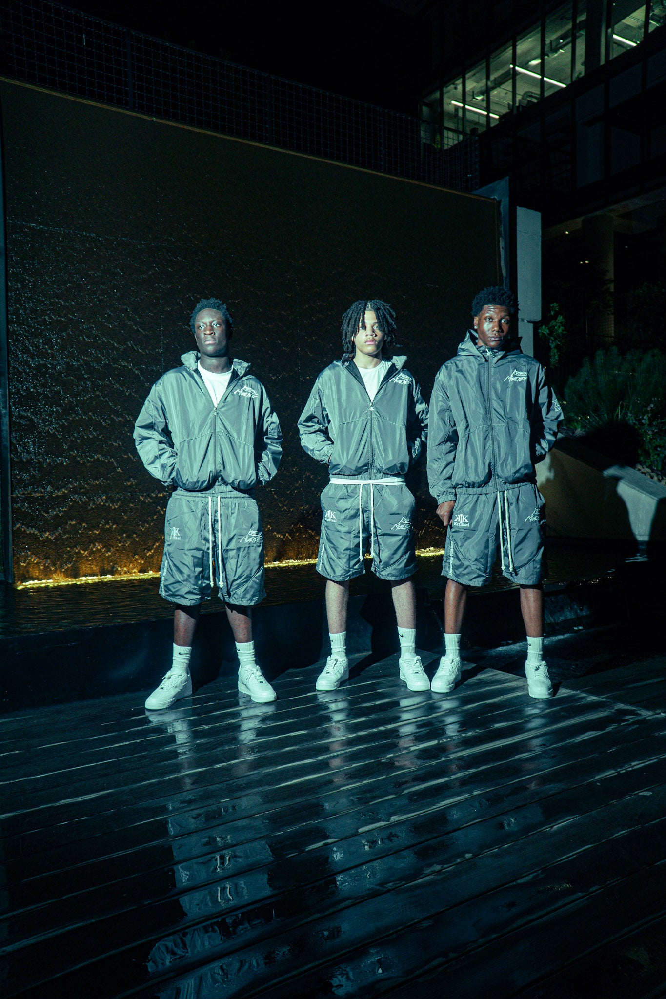 EXCLUSIVE GREY WINDBREAKER SET